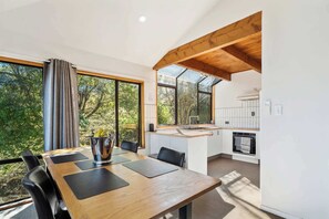 Lovely and sunny dining room and kitchen
