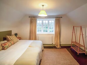 Double bedroom | Keepers Cottage - Beaminster Retreats, Beaminster