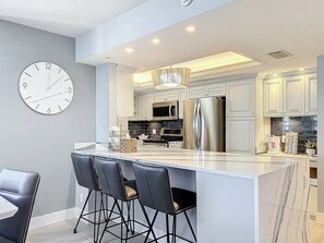 Kitchen Bar