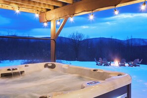 Bain à remous extérieur