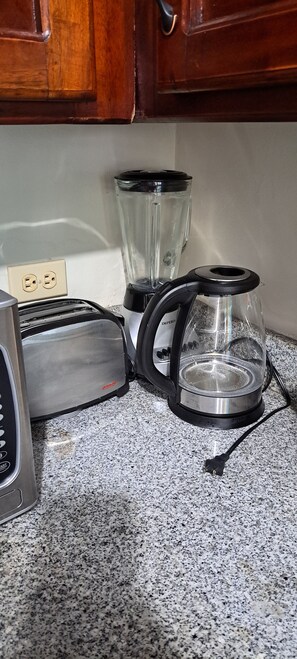 Kaffe och/eller kaffebryggare