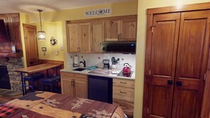 Indoors, Hardwood, Desk, Furniture, Table