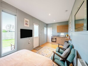 Interior | Willow Lodge 2 - Willow Lodges, Taunton