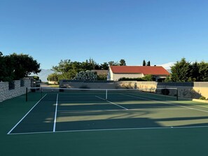 Sport court
