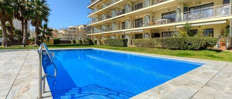Holiday Home Swimming Pool