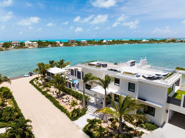 Horizon Beachfront Villa