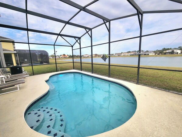 Private Pool with Lake View