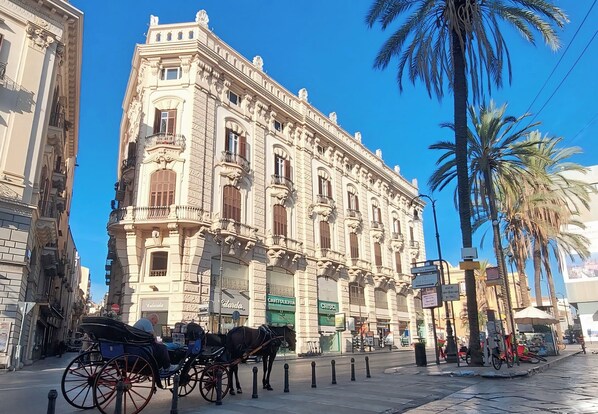 Palazzo Moncada