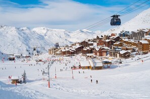 Snow and ski sports