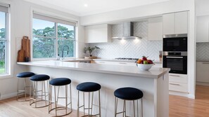 Misty Pond | Kitchen | Dining