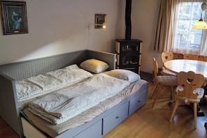 Doppel-Tagesbett im Wohnzimmer