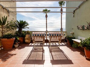 Flowerpot, Furniture, Houseplant, Outdoor Furniture, Eco Hotel, Resort, Balcony, Shade, Chair