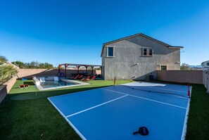 Sport court