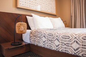 One queen bed