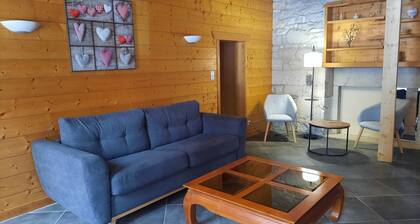 Large apartment in village center with direct access to ski and hiking trails