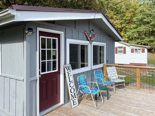 Front patio 1