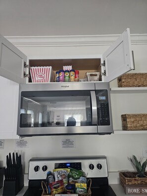 popcorn station