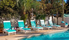 Pool Area - Loungers