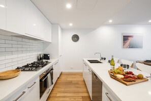 Fully equipped kitchen with everything you need 