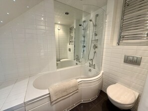 Ensuite bathroom