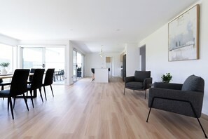 Sun filled open plan dining room