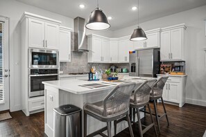 Open kitchen with large kitchen island