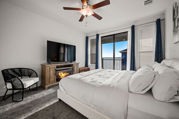 Master bedroom with lake view