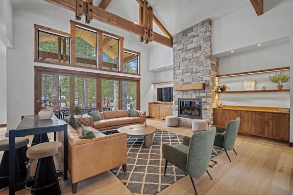 56196 Sable Rock Loop-08
