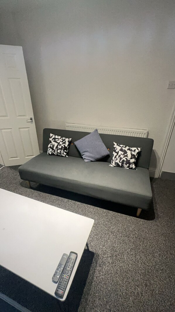 Living Room / Lounge