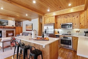 Indoors, Kitchen, Hardwood, Microwave, Oven