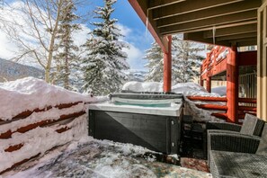 Tree, Tub, Hot Tub, Fir, Chair