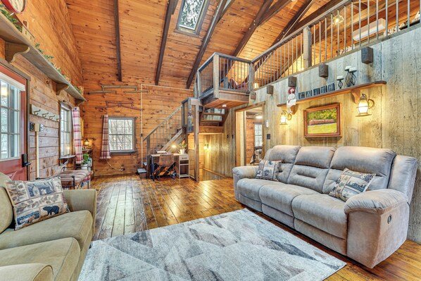 Tyrone Vacation Rental | 2BR | 1BA | 1,176 Sq Ft | Steps Required