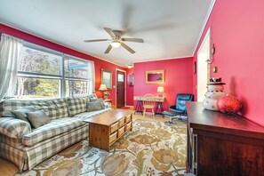 Living Room | 1st Floor | Free WiFi | Central Heating | 3 Window A/C Units