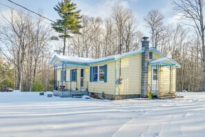 Property Exterior | 70 Acres | Driveway (5 Vehicles) | RV/Trailer Parking