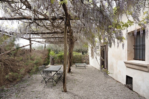 Cottage 'Immerso Nella Natura' Con Vista Mare, Terrazza Condivisa E Wi-fi - Positano