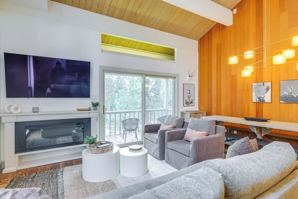 Kings Beach Vacation Rental | 4BR | 2BA | 1,566 Sq Ft | Stairs Required