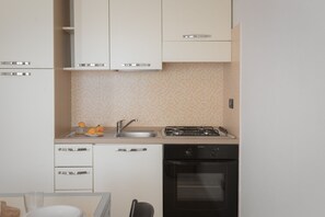 Autumn, Kitchen, Spring, Summer, Winter