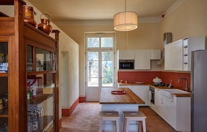 Autumn, Kitchen, Spring, Summer