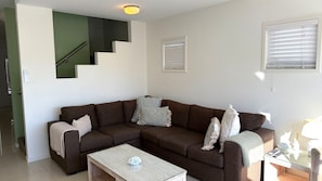 Loungeroom