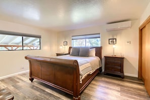 King Bed - Master