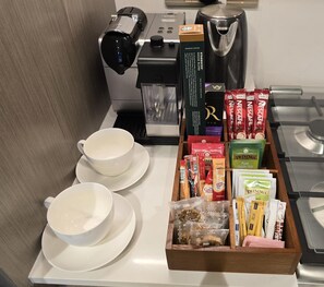Kaffee und/oder Kaffeemaschine