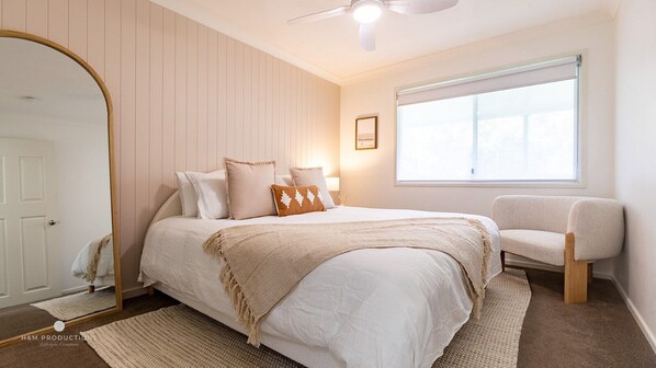 Second Bedroom - King Size bed with quality linens provided