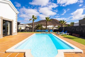 Private pool and terrace