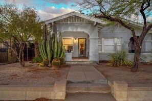 Casita #2: Front view of the home from the street