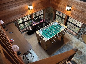 Spielezimmer