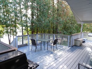 Large outdoor elevated deck