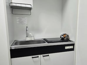 ・[Mini kitchen] Equipped with one IH stove