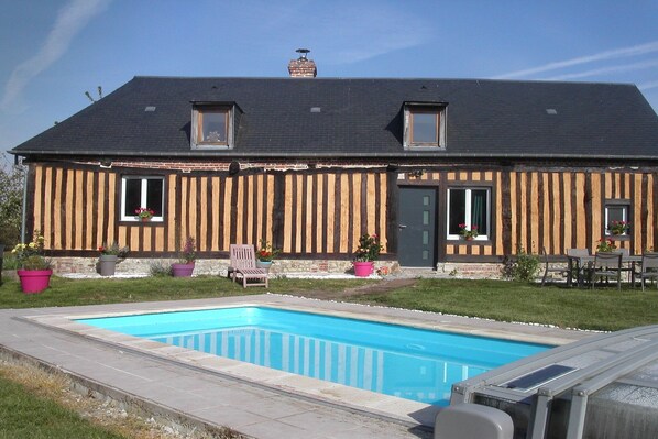 Holiday Home Exterior [summer]