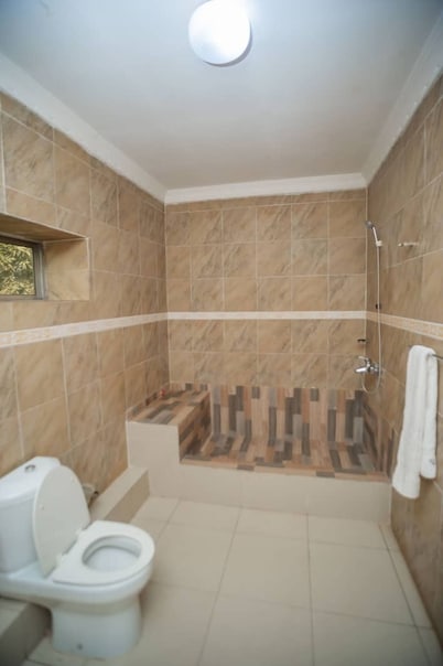 Room in Lodge - Extra-large Room, Free Breakfast
