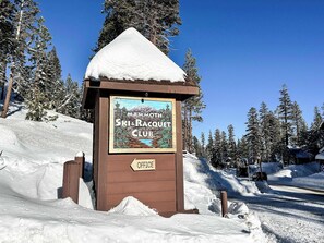 Mammoth Ski & Racquet 